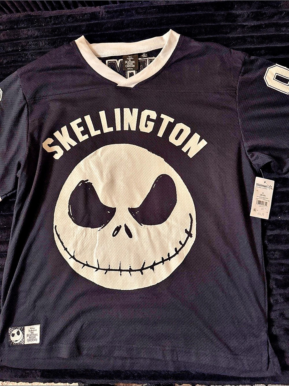 Disney The Nightmare Before Christmas Skellington jersey Boys Small Black &
